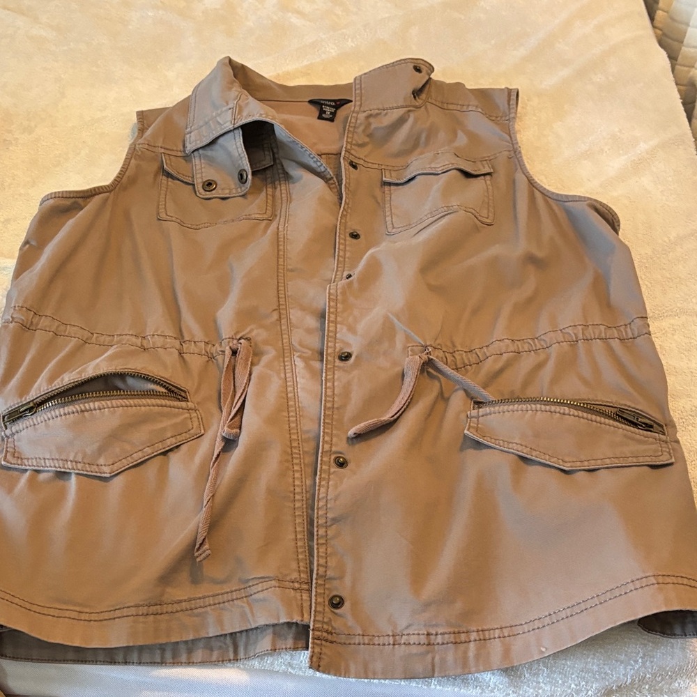 Ladies Tan Sleeveless vest